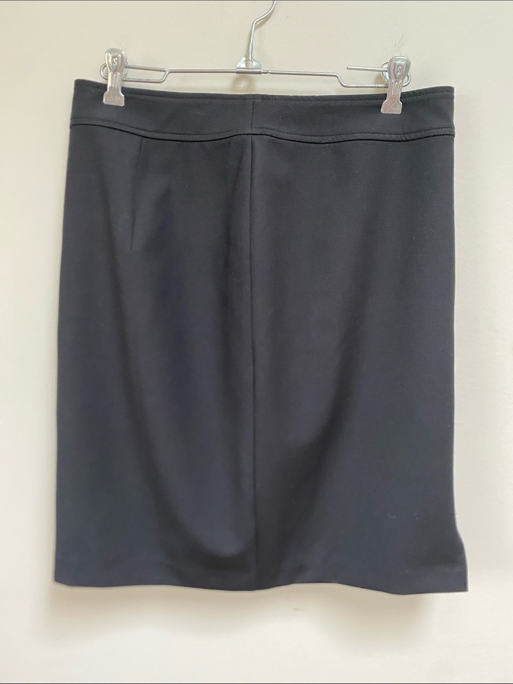 White House/Black Market Tailored Black Pencil Skirt, size 8.